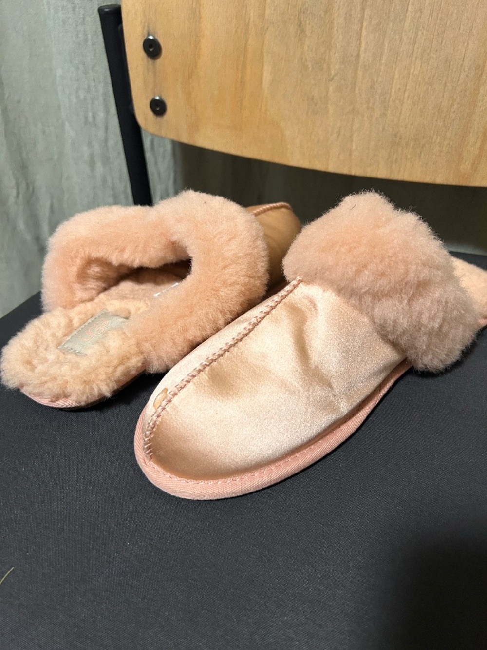 Women's, Pink Ugg, Slippers, sz9